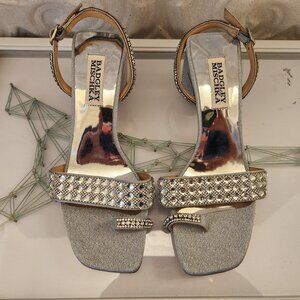 Badgley Mischka Silver/Whisper blue Sandals. Like New. Size 6